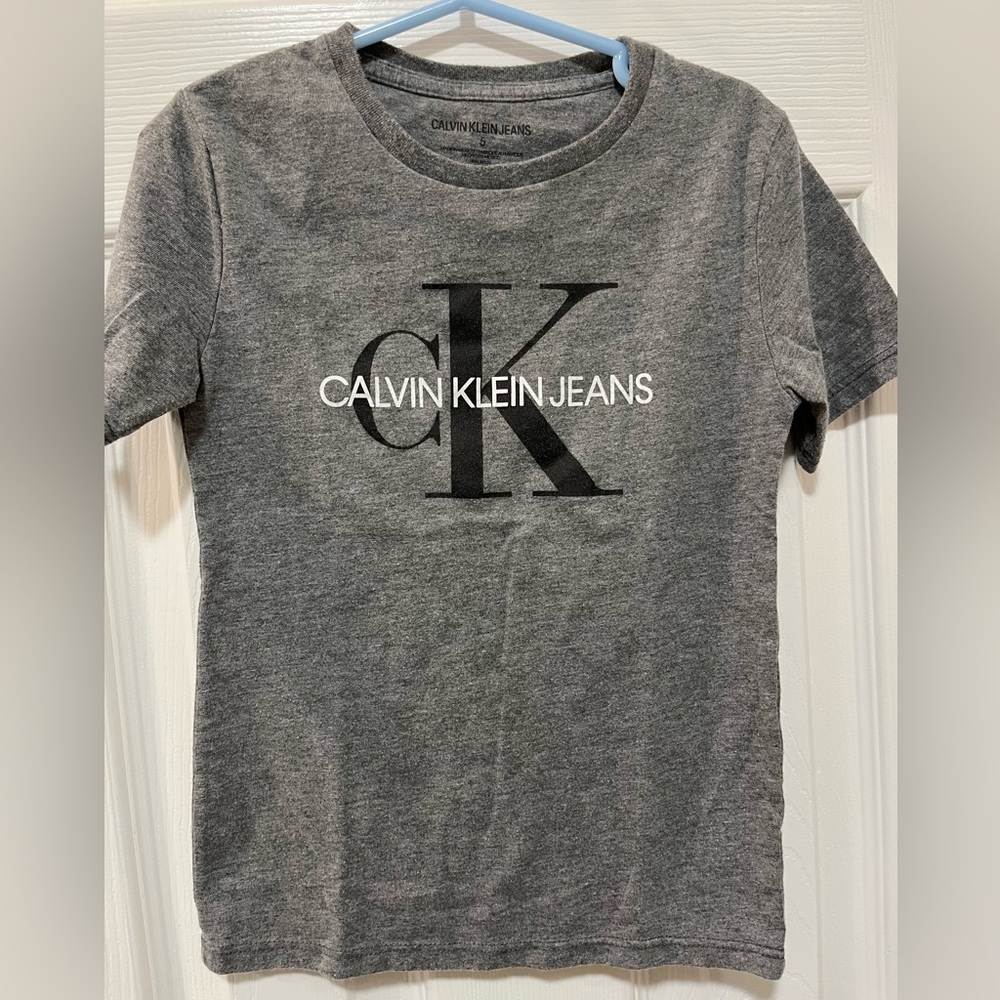 Calvin Klein boy shirt, size 5 - Picture 2 of 5